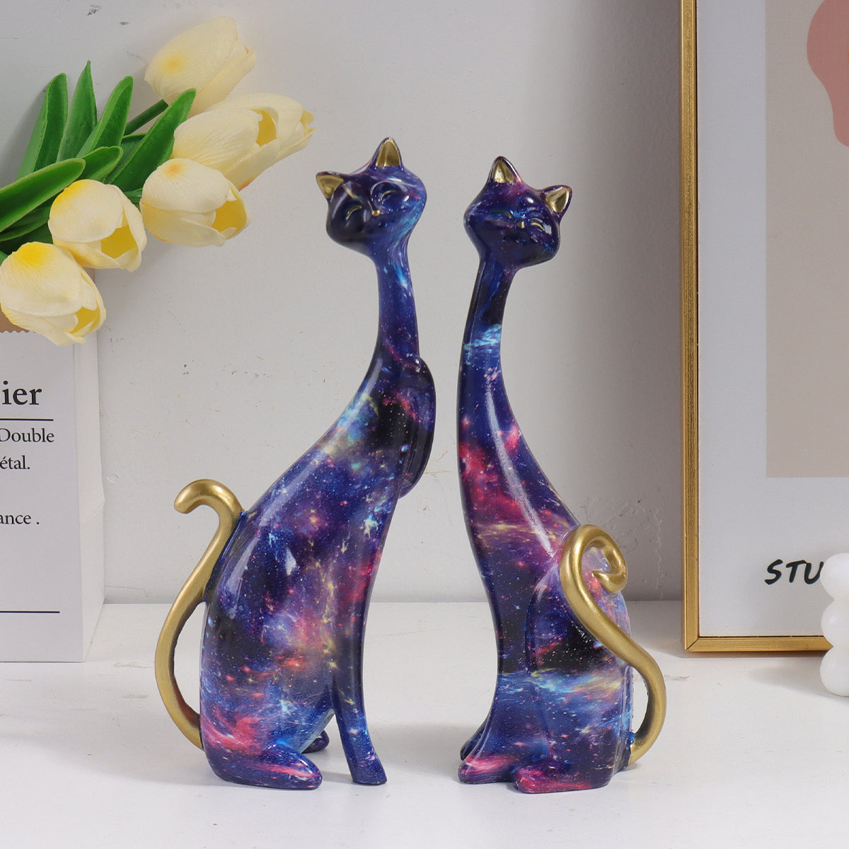 Modern Elegant Cat Statues Set