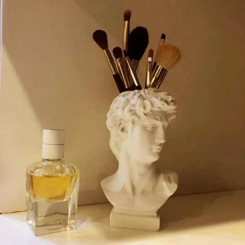 David Head Artistic Vase
