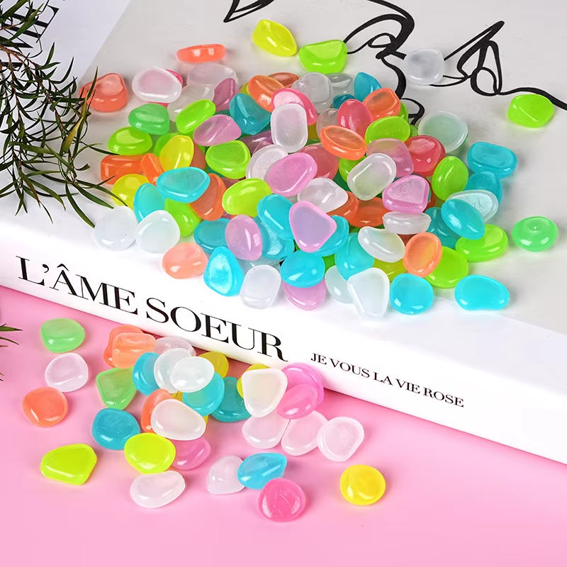 100PCS Glow Pebbles Garden Decoration
