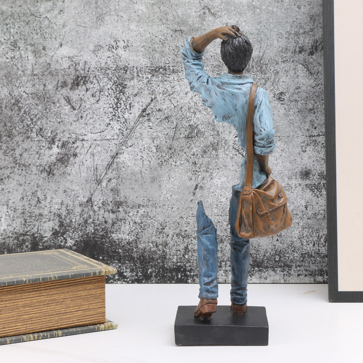 Urban Explorer Statue
