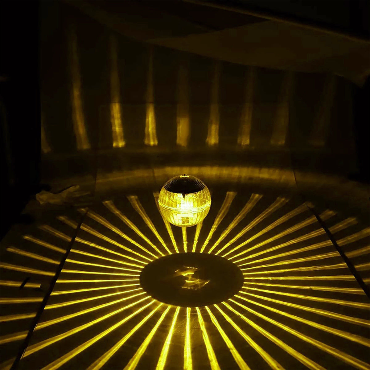 Solar Crackle Glass Ball Garden Light Decoration