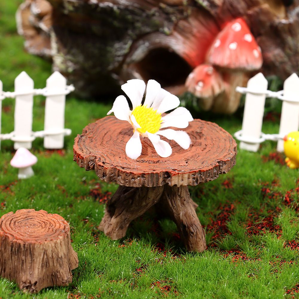 Mini Tree Stump Table & Chairs Garden Decoration Set