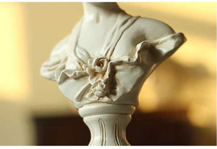 Victorian Princess Bust