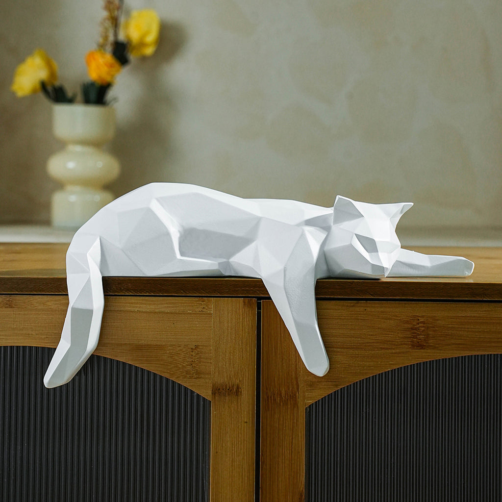 Nordic Geometric Relax Cat Shelf Statue