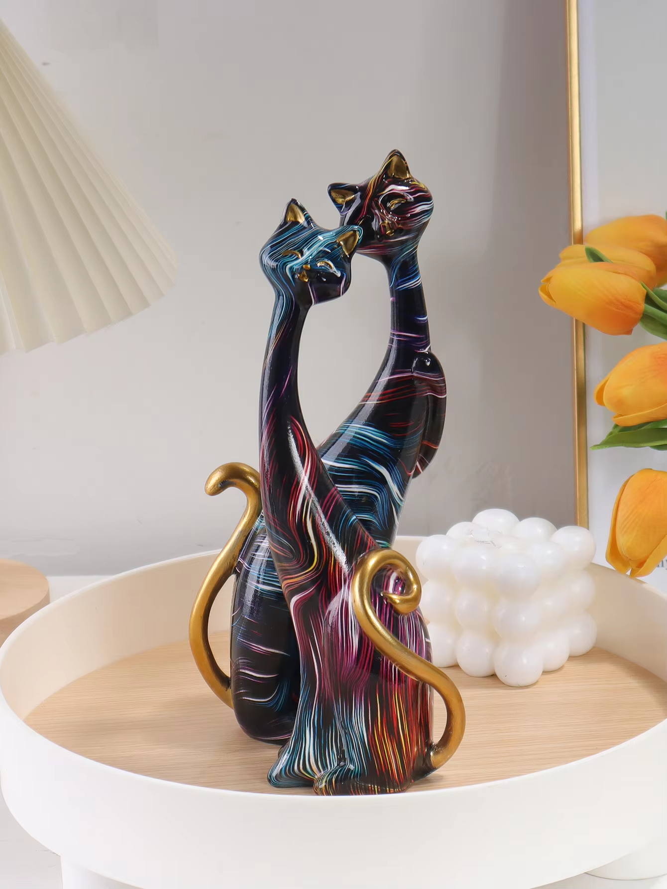 Modern Elegant Cat Statues Set