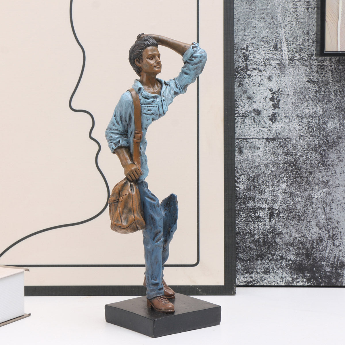 Urban Explorer Statue