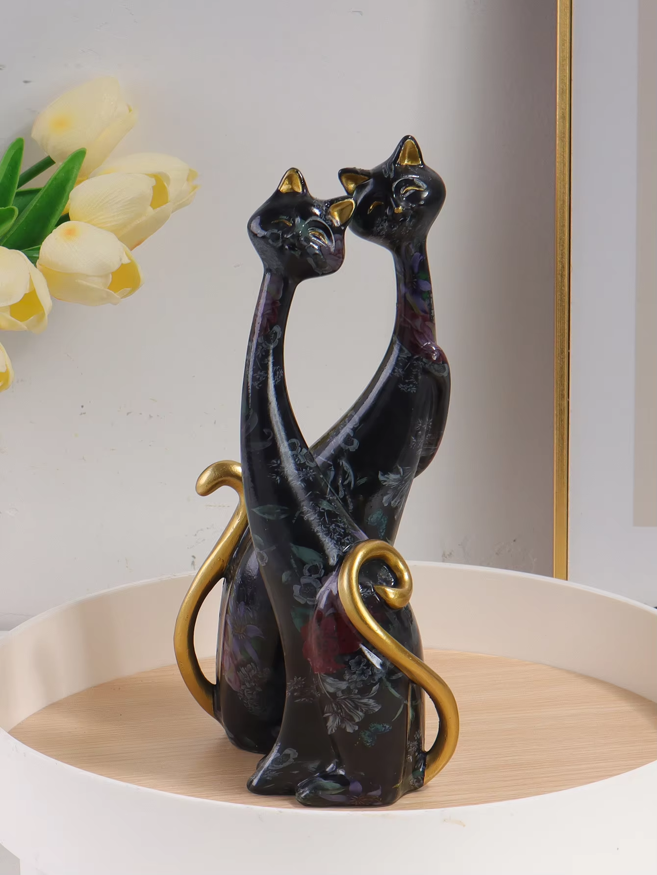 Modern Elegant Cat Statues Set