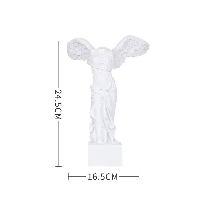 Winged Victory of Samothrace Statue