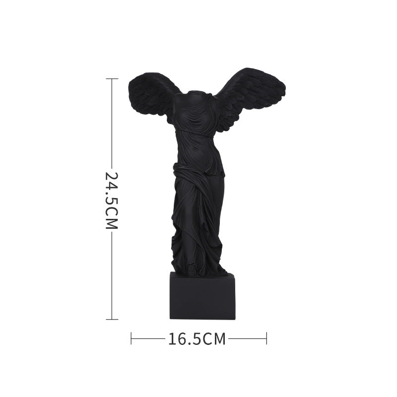 Winged Victory of Samothrace Statue