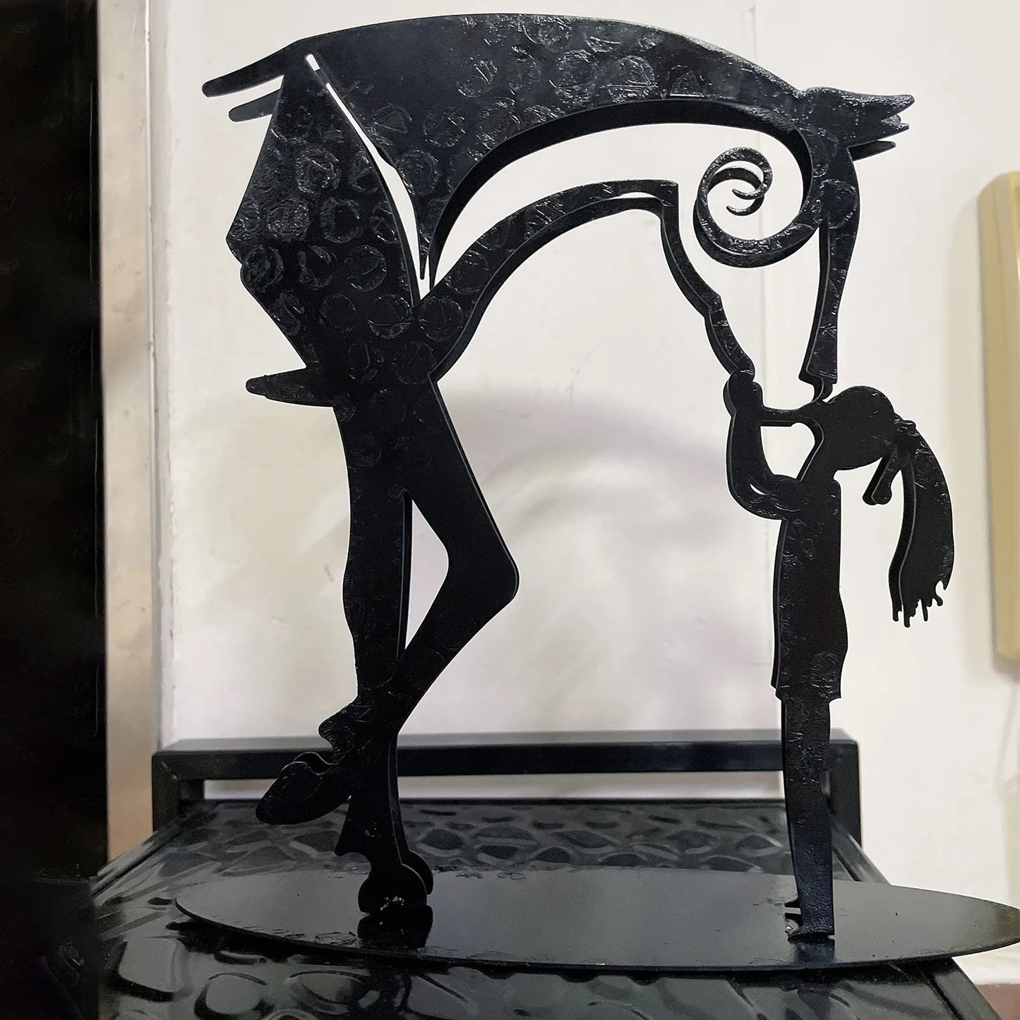Girl Kiss Modern Metal Horse Statue